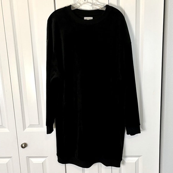 SUPER SALE! EUC, Max Studio, Black Velour Dress, XL - Picture 2 of 3